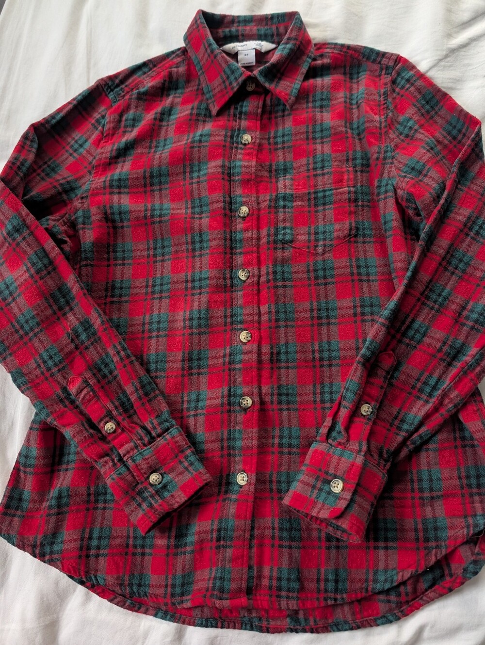 Old Navy Ladies Button Up Flannel Shirt.  Size XS.  Long Sleeves.